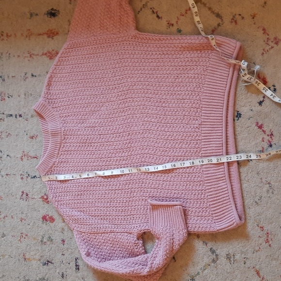 Universal Thread Pink Women's Sweater small - Picture 3 of 5